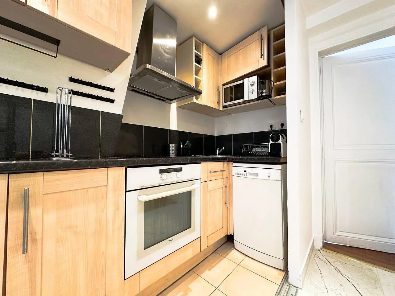 Apartment Colisee Paris France